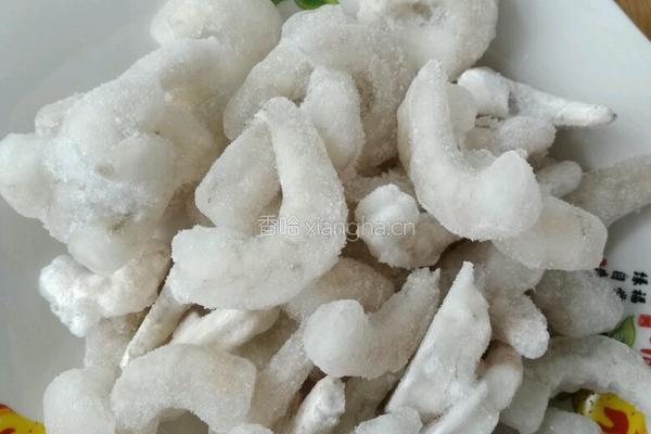 香辣虾仁的做法图解1