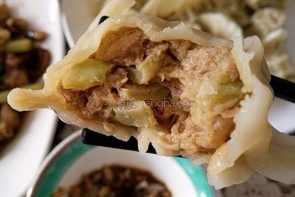 猪肉芸豆水饺的做法图解8
