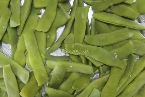 四季豆炒肉的做法图解2