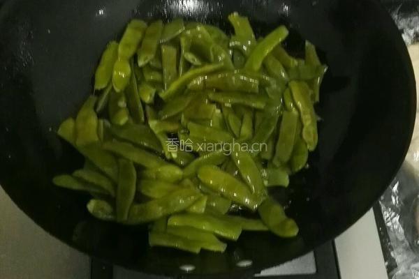 四季豆炒肉的做法图解6