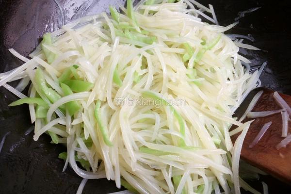 尖椒土豆丝的做法图解7