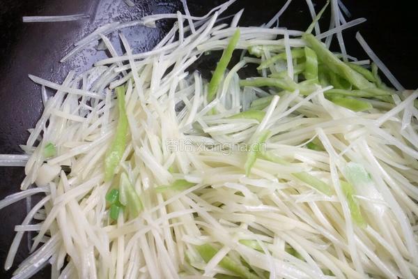 尖椒土豆丝的做法图解6