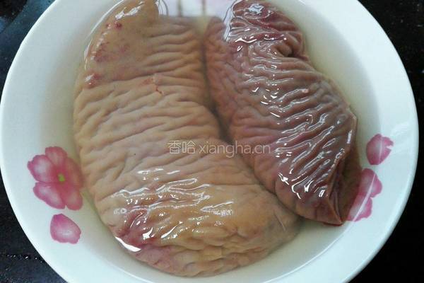 青红椒炒腰花的做法图解1