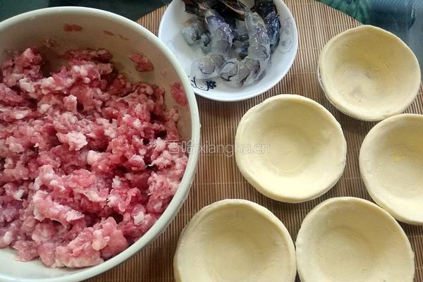 虾肉塔的做法图解1