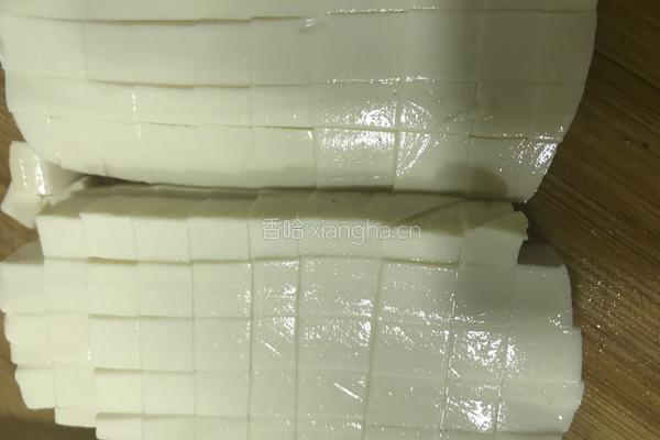 小葱拌豆腐的做法图解1