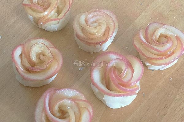 玫瑰花苹果派的做法图解5
