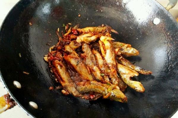 黄鸭鱼炖豆腐的做法图解3