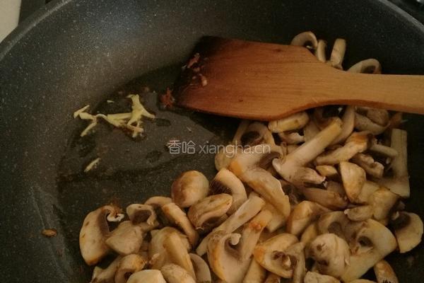 豌豆虾仁炒口蘑的做法图解9
