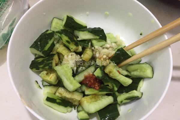 拍青瓜的做法图解7