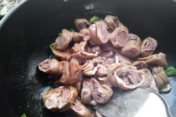 辣炒肥肠的做法图解6