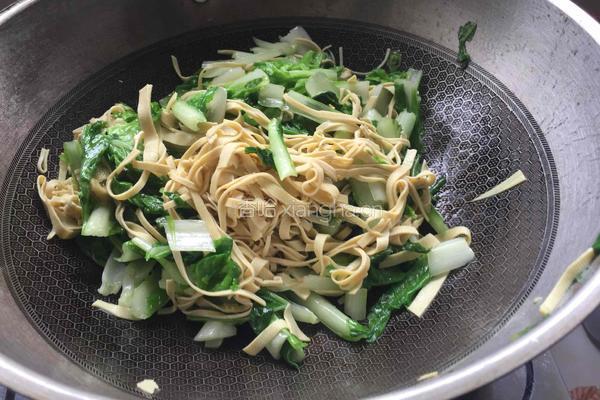 青菜炒千张的做法图解10