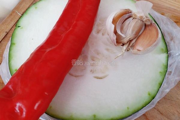 蒜蓉冬瓜的做法图解1