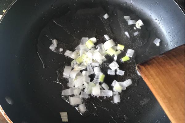 番茄西葫芦的做法图解2