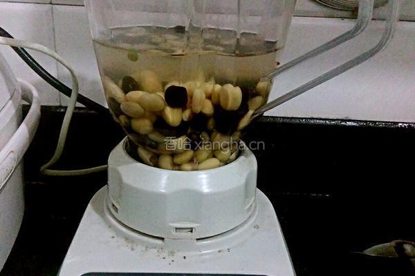 哺乳期催奶豆浆的做法图解3