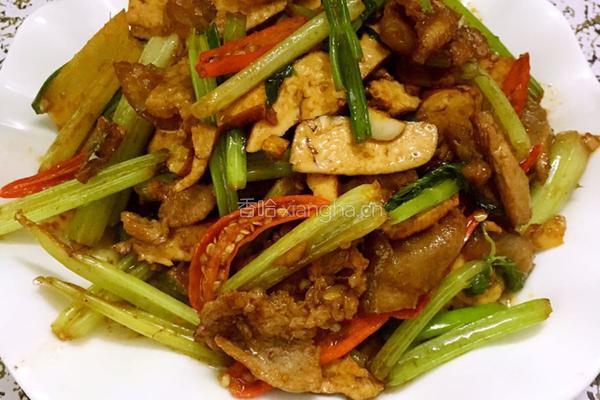 芹菜炒香干的做法图解10