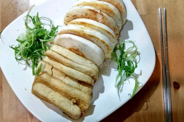 香煎孜然雙白（豆腐及饅頭）的做法图解2