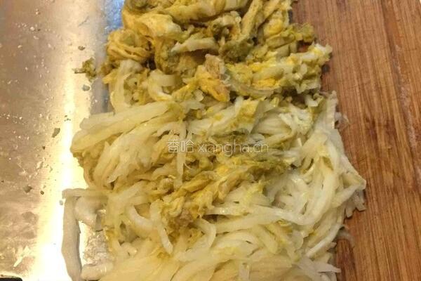 正宗酸菜粉丝白肉的做法图解1