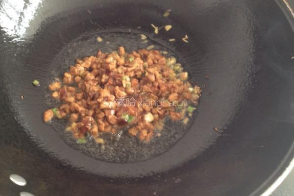 花菇牛肉拌面的做法图解5