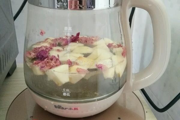 苹果玫瑰蜂蜜饮的做法图解3
