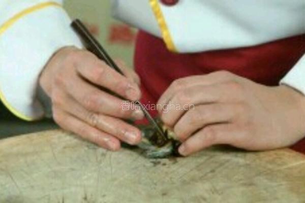 鲍鱼捞饭的做法图解1