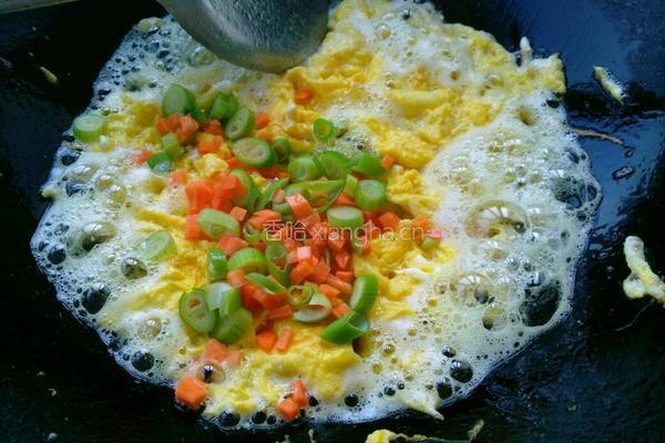 酱油炒饭的做法图解4