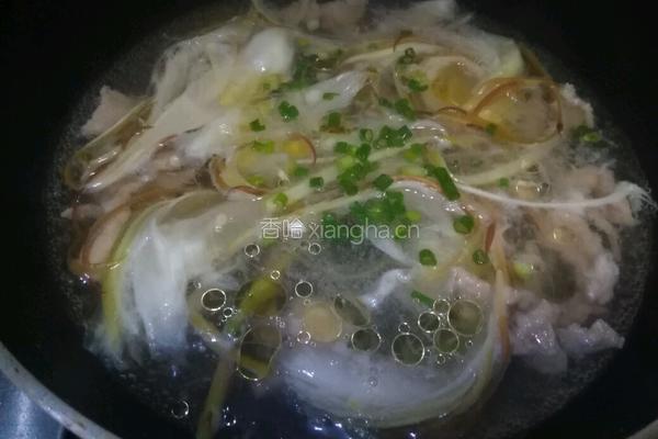 昙花瘦肉汤的做法图解12