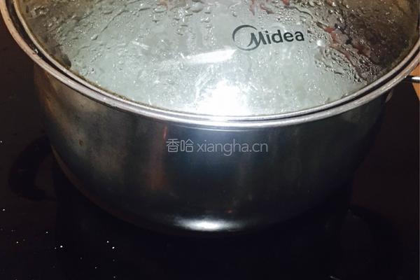 红枣银耳桂圆羹的做法图解5
