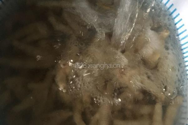 酸辣鸡脚的做法图解5