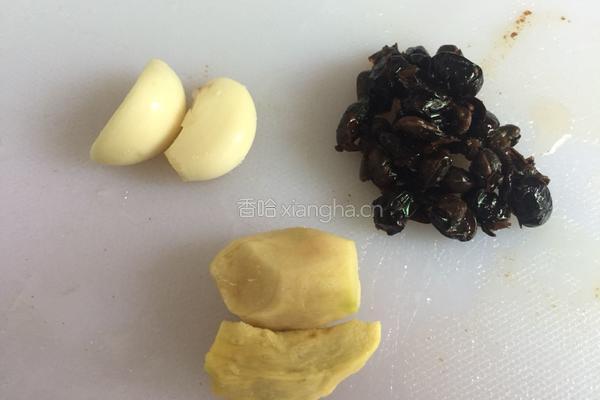 清蒸鲶鱼的做法图解2