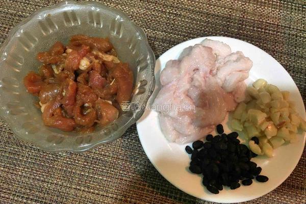 豆豉辣椒炒肉的做法图解2