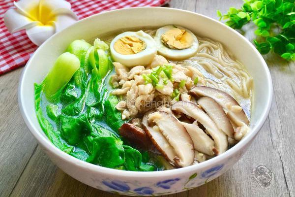 香菇鸡丝汤面的做法图解9
