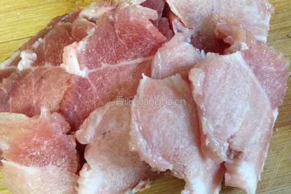 青椒炒肉的做法图解3