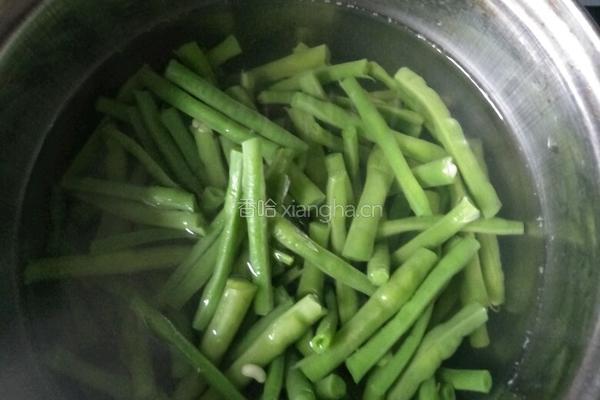 爽口豆角的做法图解4