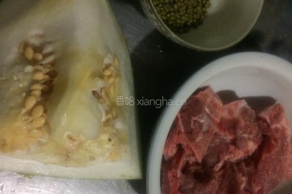 冬瓜绿豆扇骨汤的做法图解1