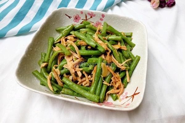 豇豆炒鸡丝的做法图解9