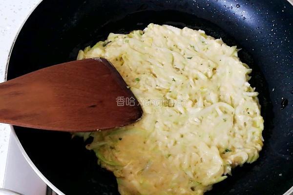 瓠瓜丝鸡蛋饼的做法图解10