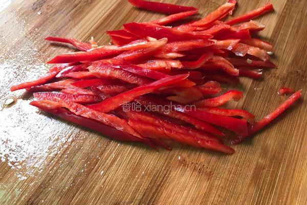 猪肝炒芹菜的做法图解4