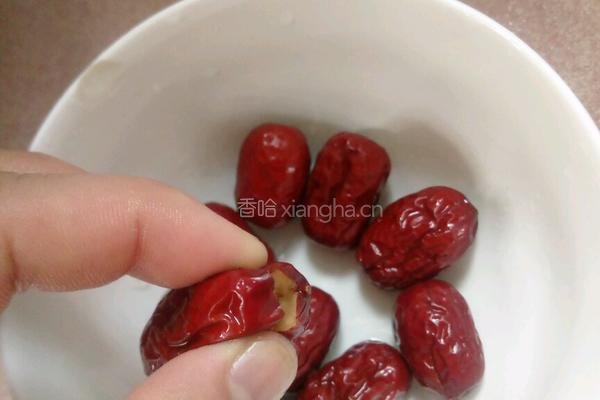 茶树菇排骨汤的做法图解4