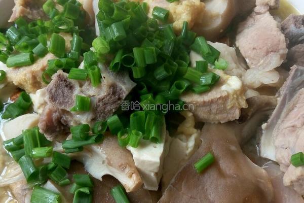 鲍鱼菇炖肉的做法图解4