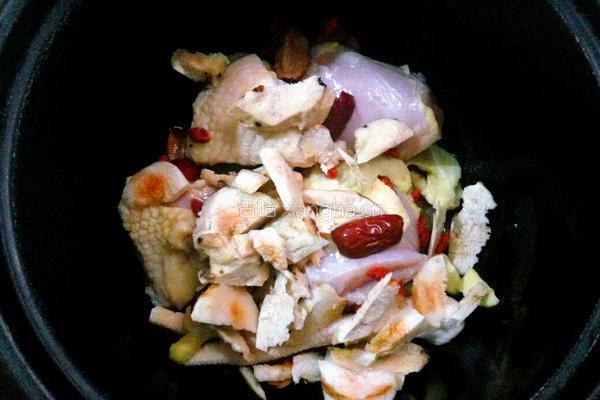 鲜土茯苓鸡汤的做法图解4