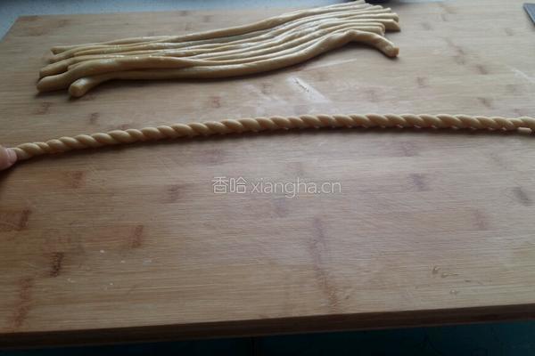 五香麻花的做法图解12