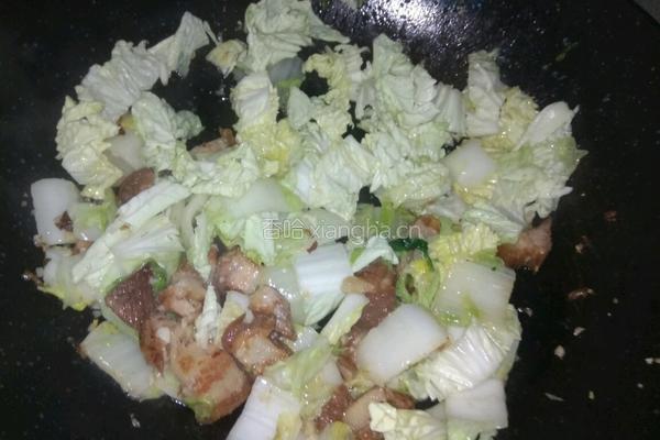 扣肉炒白菜的做法图解4