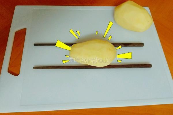 风琴土豆的做法图解2