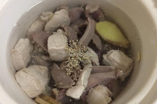 西洋菜杏仁鸭肾汤的做法图解6