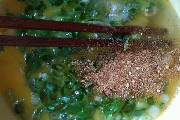 韭菜鸡蛋饺子的做法图解2