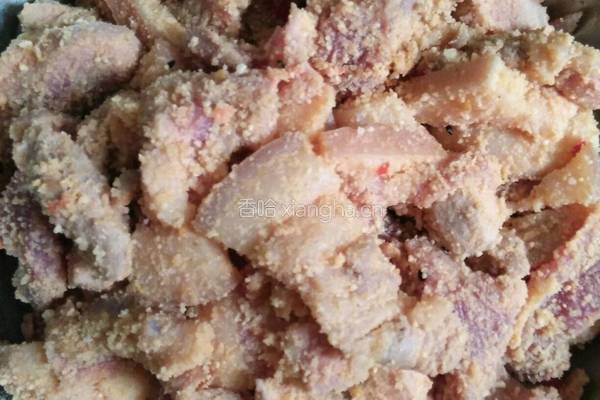 麻辣粉蒸肉的做法图解2