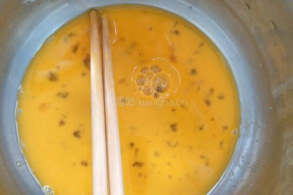 鸡蛋面包片的做法图解1