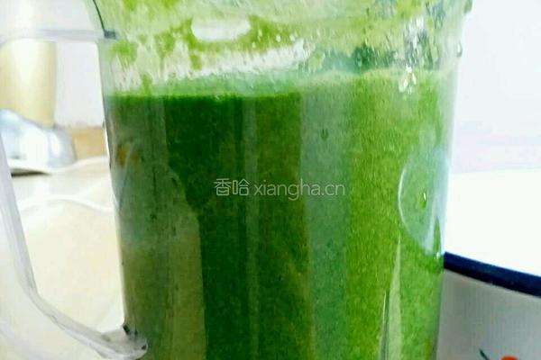 手擀菠菜面的做法图解1