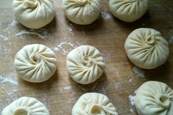茄子青椒包子的做法图解11