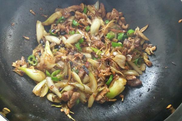 家常荞头炒肉的做法图解12
